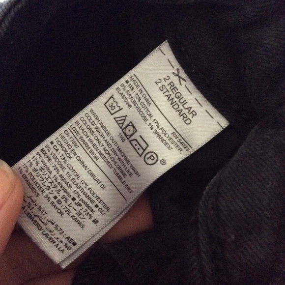 old navy mid-rise ripped skinny jean - Picture 5 of 5